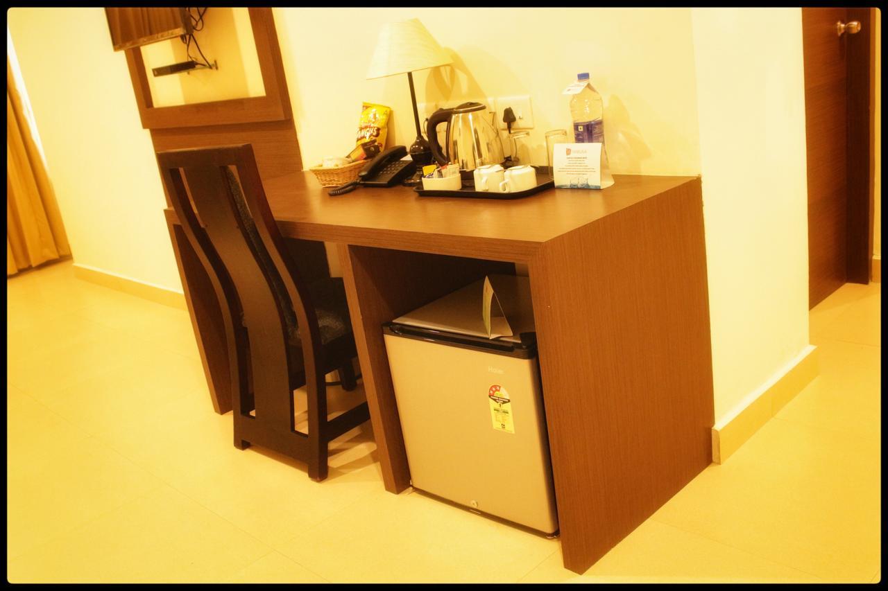 Hotel Yamuna Adur Dış mekan fotoğraf