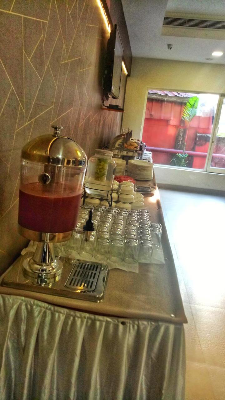 Hotel Yamuna Adur Dış mekan fotoğraf